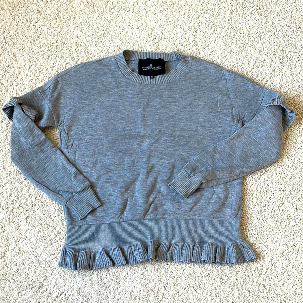 Ruffle detail top